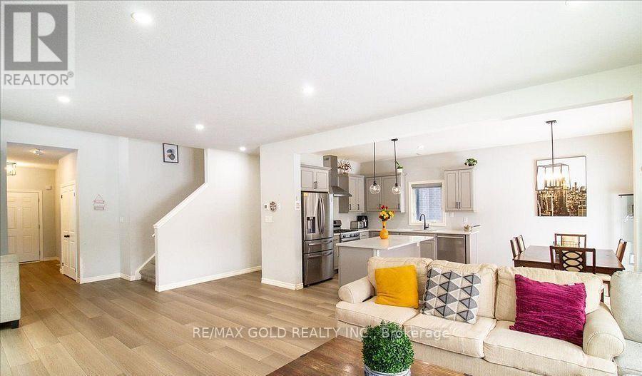 92 Middleton Avenue, London South, Ontario  N6L 1K3 - Photo 12 - X12655696