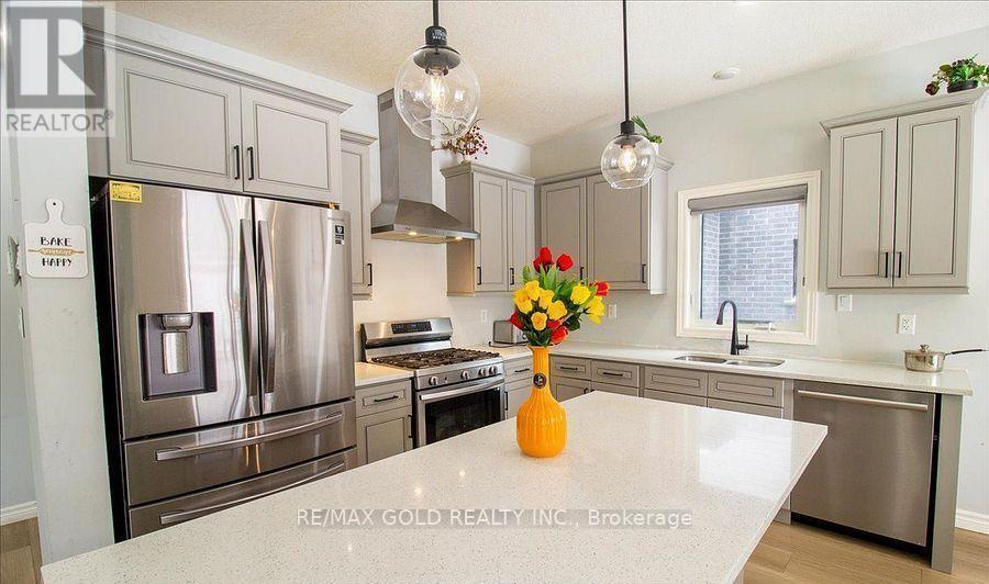 92 Middleton Avenue, London South, Ontario  N6L 1K3 - Photo 18 - X12655696