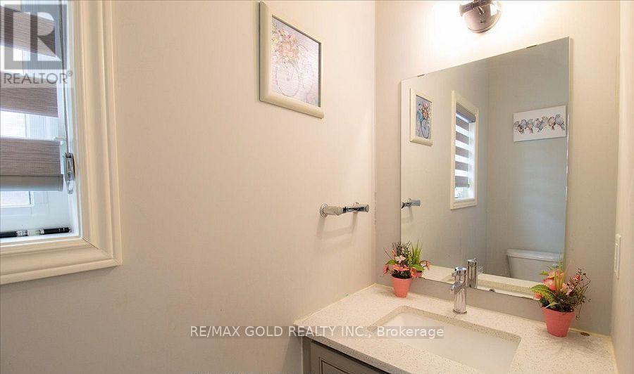 92 Middleton Avenue, London South, Ontario  N6L 1K3 - Photo 22 - X12655696