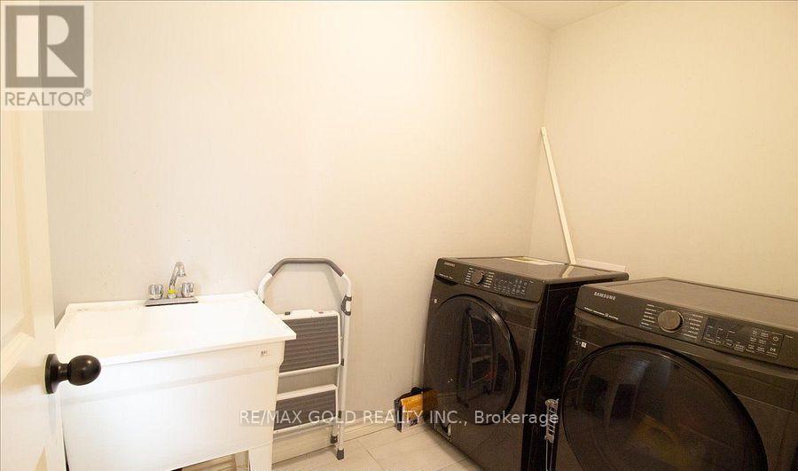 92 Middleton Avenue, London South, Ontario  N6L 1K3 - Photo 38 - X12655696