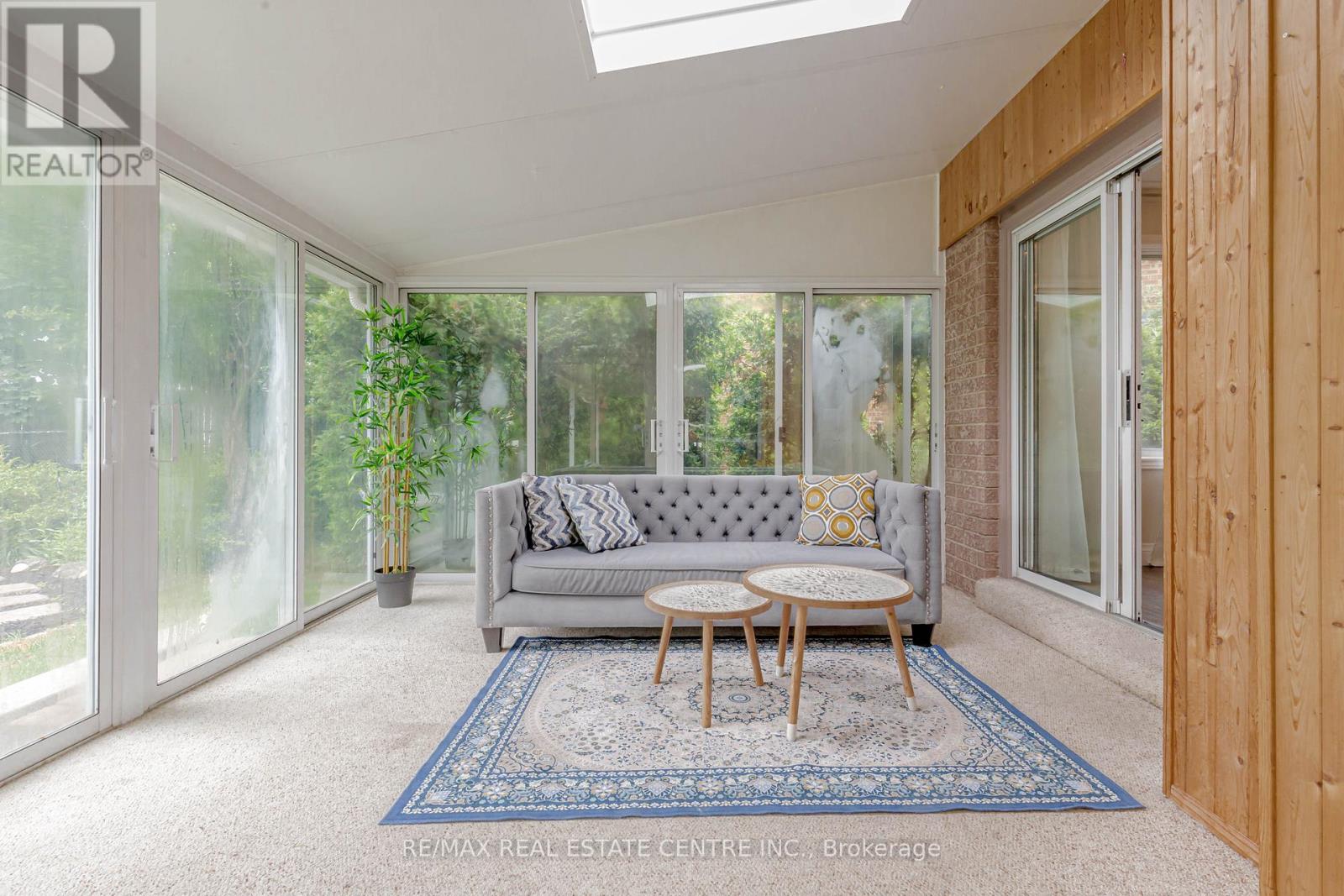 33 Strathroy Crescent, Hamilton, Ontario  L8B 0K9 - Photo 31 - X12655708