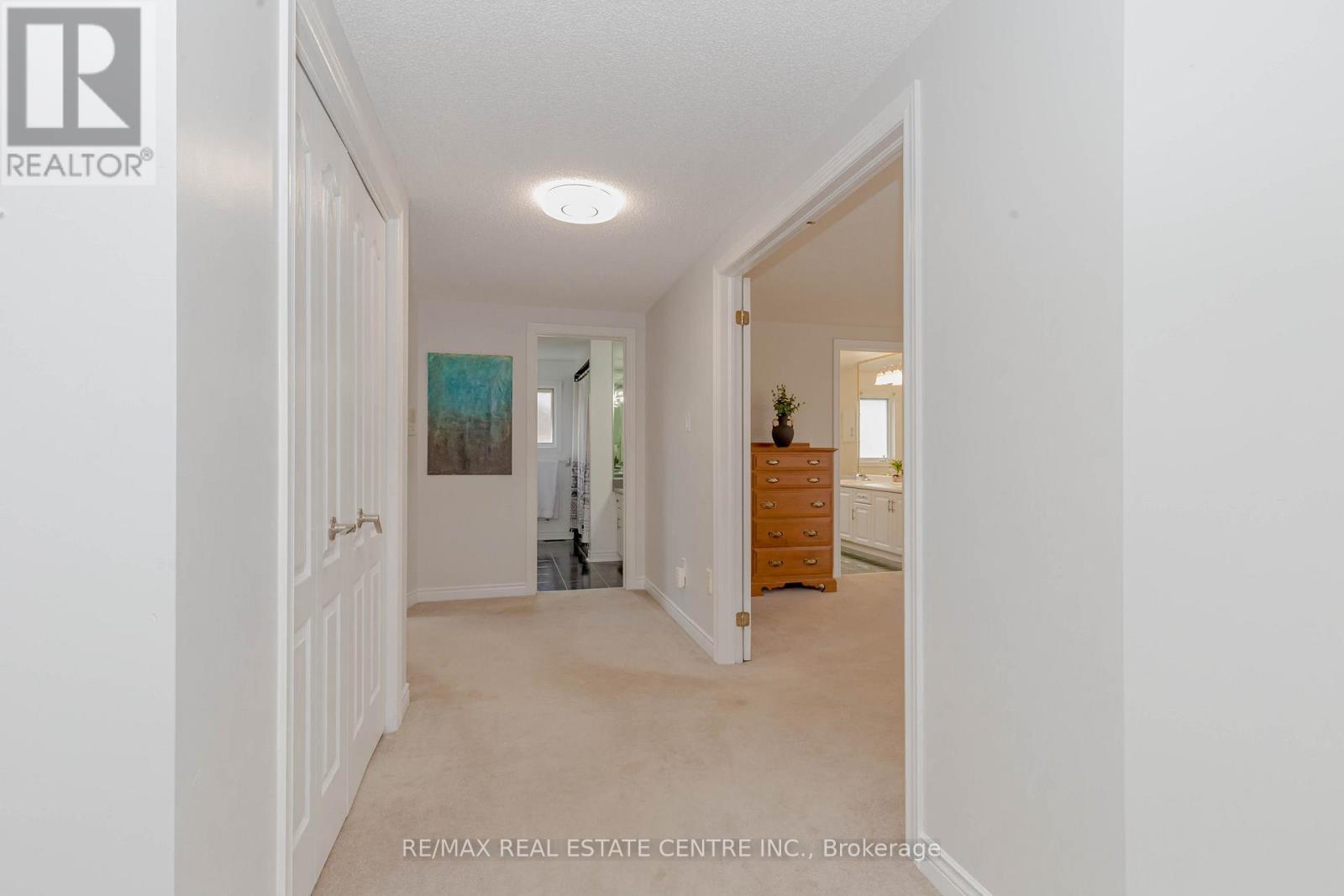 33 Strathroy Crescent, Hamilton, Ontario  L8B 0K9 - Photo 34 - X12655708