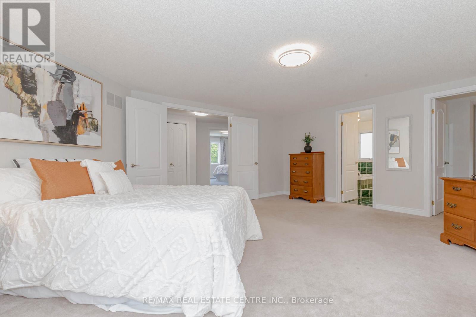 33 Strathroy Crescent, Hamilton, Ontario  L8B 0K9 - Photo 38 - X12655708