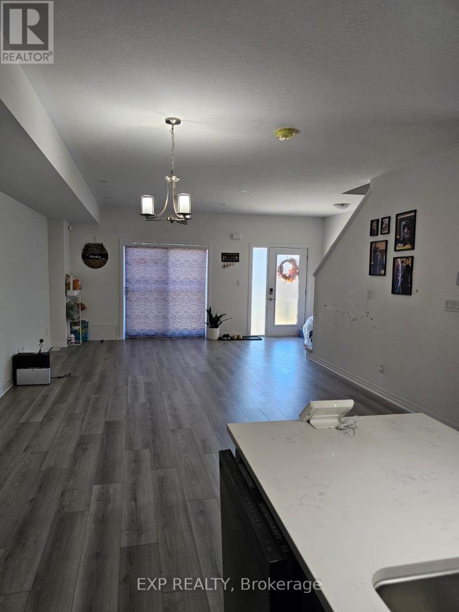 1 Benninger Drive, Kitchener, Ontario  N2E 0J4 - Photo 20 - X12655772