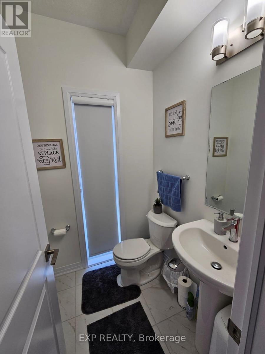 1 Benninger Drive, Kitchener, Ontario  N2E 0J4 - Photo 9 - X12655772