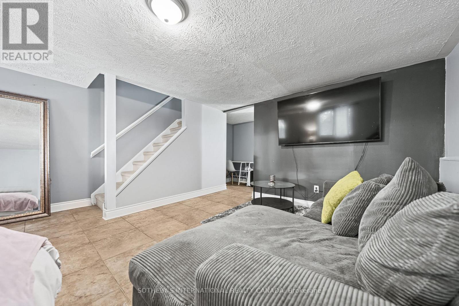 4 - 47 Blandford Street, Woodstock, Ontario  N4S 7H7 - Photo 30 - X12655804