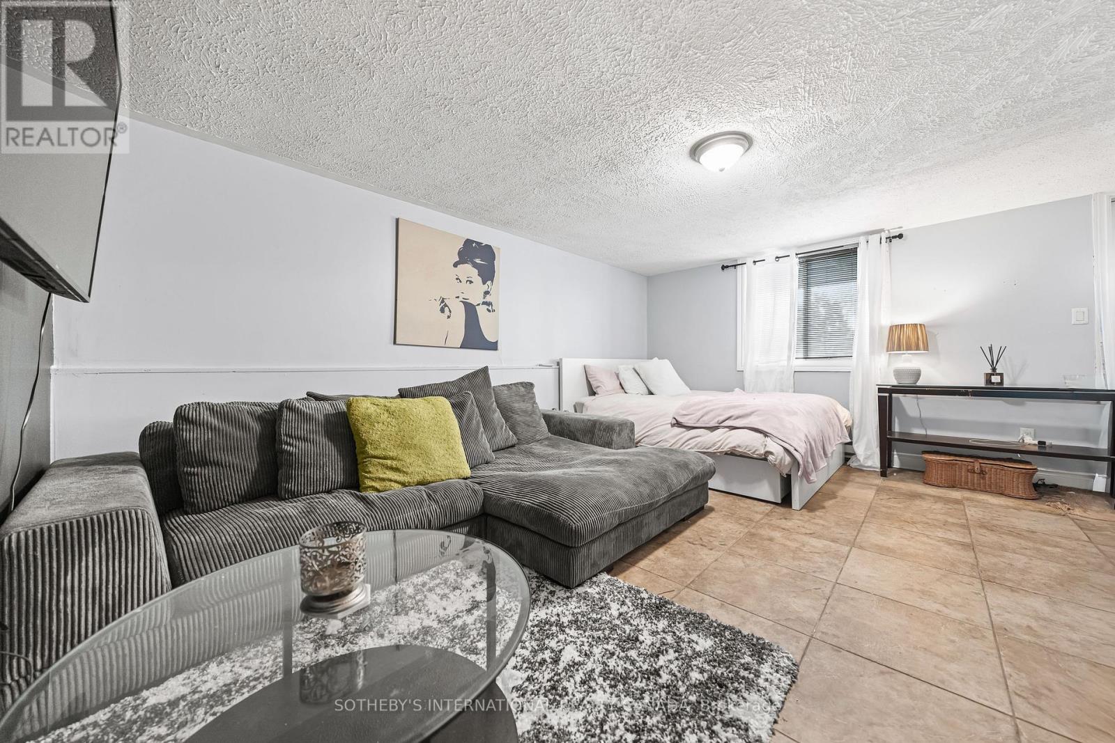 4 - 47 Blandford Street, Woodstock, Ontario  N4S 7H7 - Photo 32 - X12655804