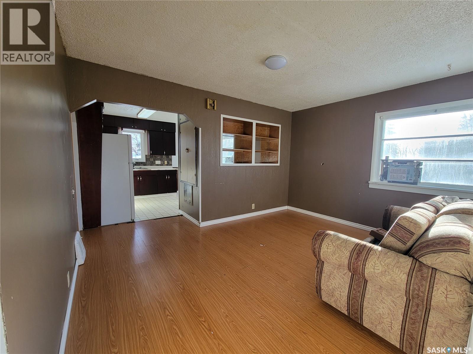 4901 Leader Street, Macklin, Saskatchewan  S0L 2C0 - Photo 11 - SK025960