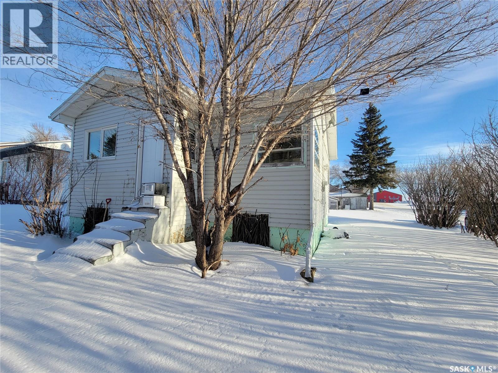 4901 Leader Street, Macklin, Saskatchewan  S0L 2C0 - Photo 25 - SK025960