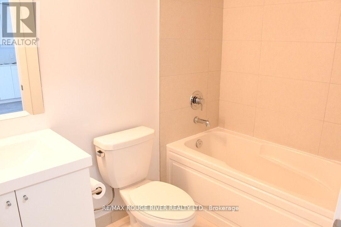 2210 - 2550 Simcoe Street N, Oshawa (Windfields), Ontario  L1L 0R5 - Photo 14 - E12655916