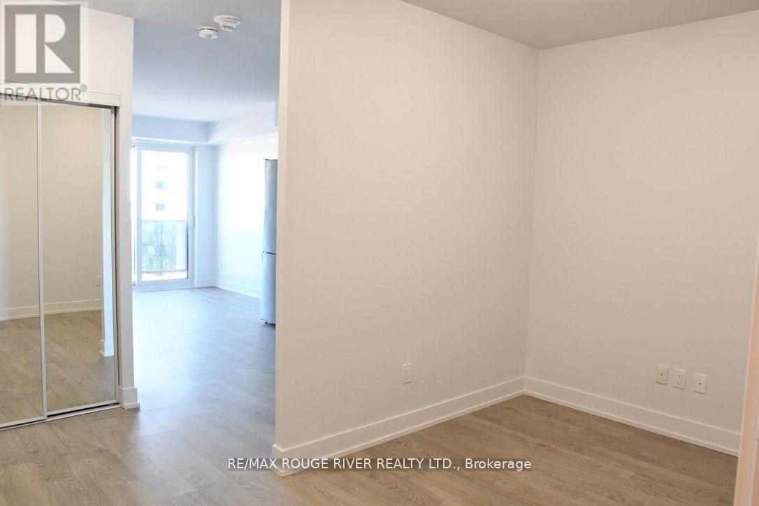 2210 - 2550 Simcoe Street N, Oshawa (Windfields), Ontario  L1L 0R5 - Photo 3 - E12655916