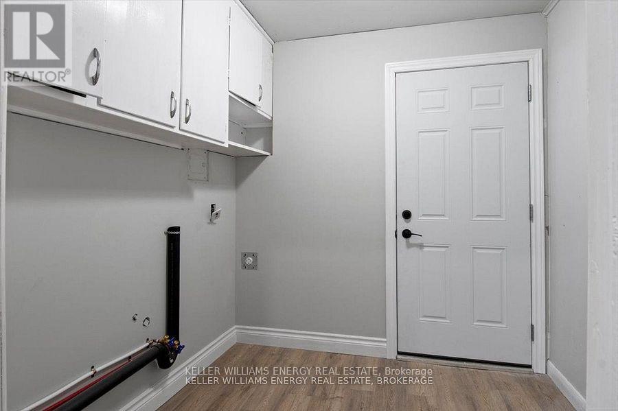 B - 142 Simcoe Street N, Oshawa, Ontario  L1G 4S7 - Photo 8 - E12655930