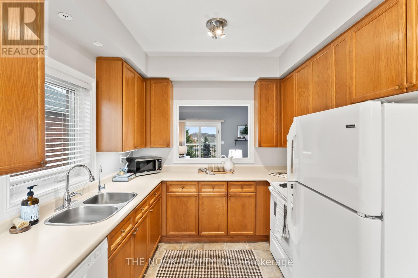 79 South Garden Court, Scugog, Ontario  L9L 1S3 - Photo 7 - E12655952