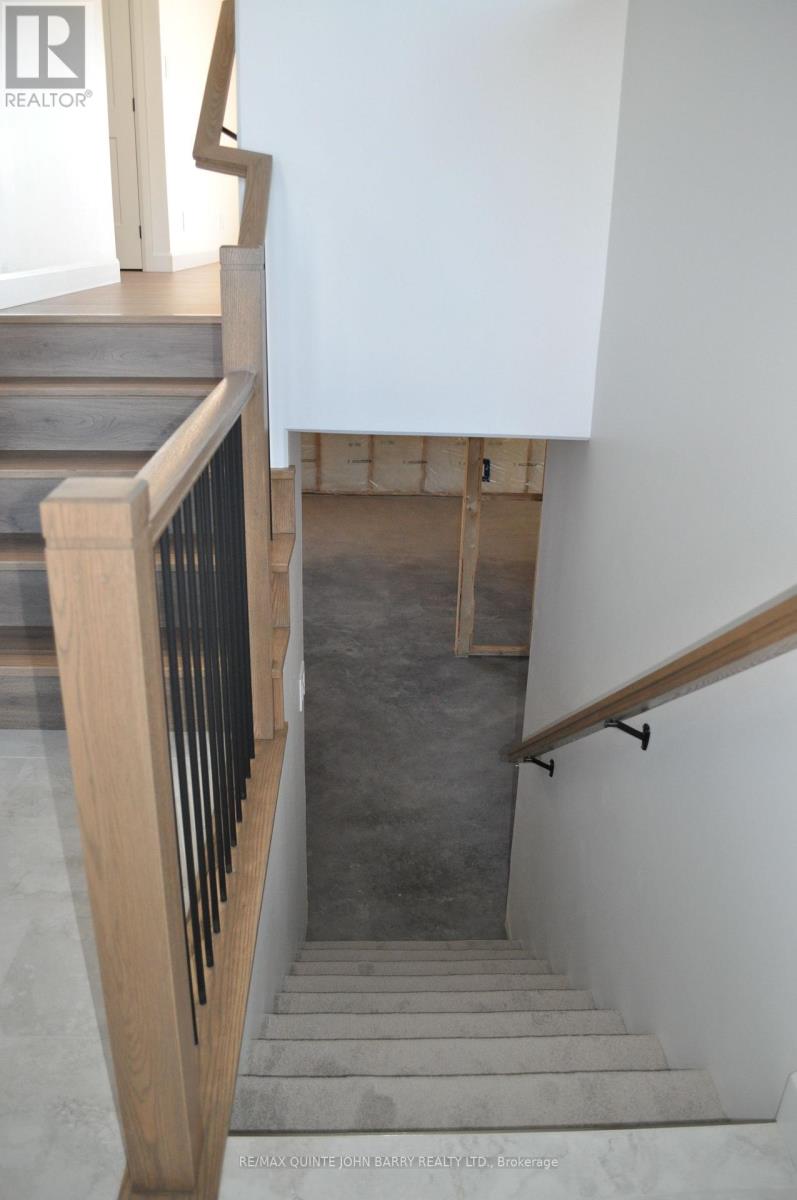 Lot 8 - 16 Parkland Circle, Quinte West (Murray Ward), Ontario  K8V 0R4 - Photo 23 - X12655910