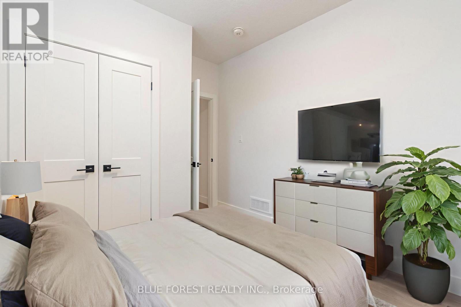 19 Redan Street, London East, Ontario  N5Z 1Y7 - Photo 27 - X12655830