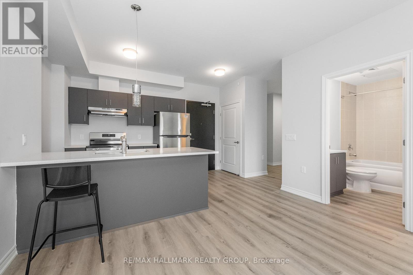 416 - 1350 Hemlock Road, Ottawa, Ontario  K1K 5C2 - Photo 9 - X12655894