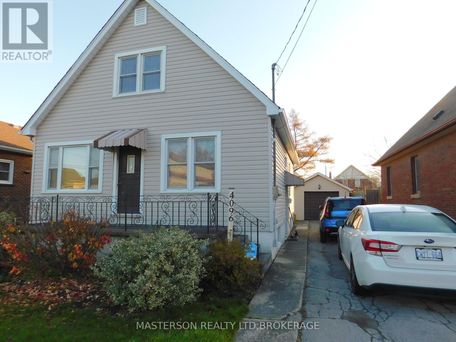 4096 Dyson Avenue, Niagara Falls, Ontario  L2E 3L7 - Photo 2 - X12655860