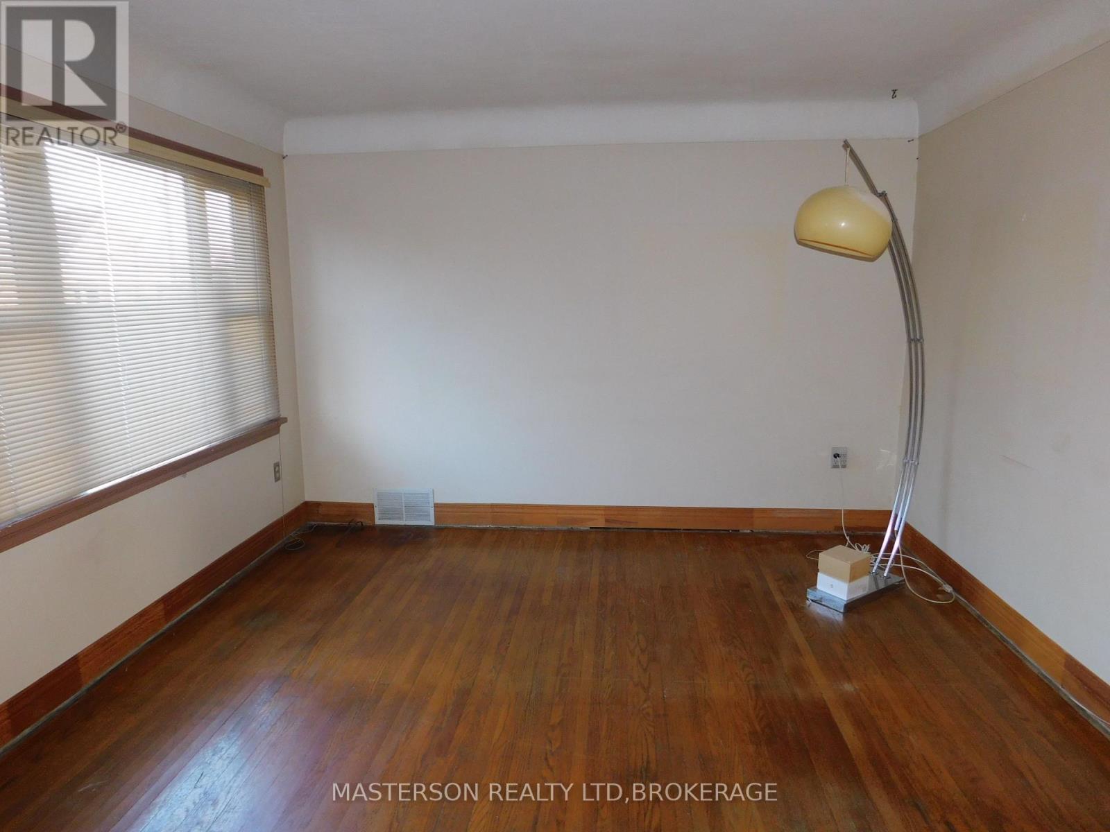 4096 Dyson Avenue, Niagara Falls, Ontario  L2E 3L7 - Photo 7 - X12655860