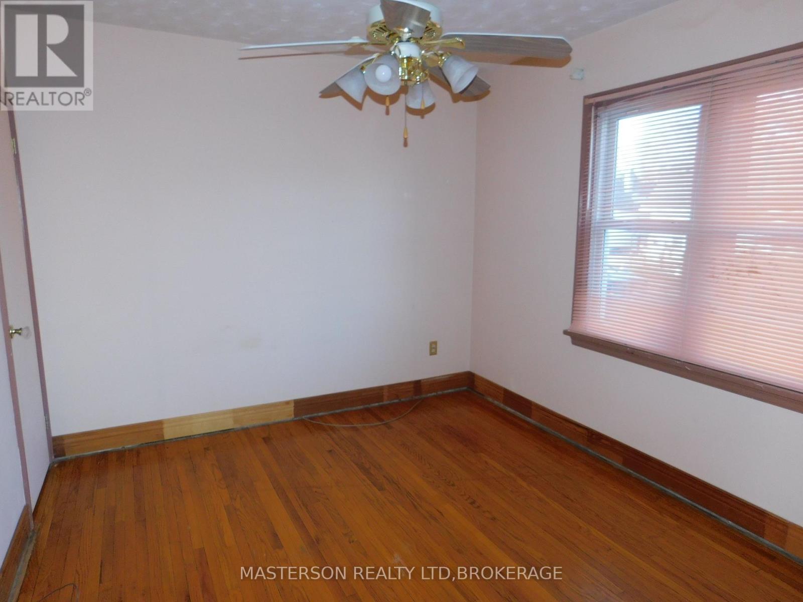 4096 Dyson Avenue, Niagara Falls, Ontario  L2E 3L7 - Photo 8 - X12655860