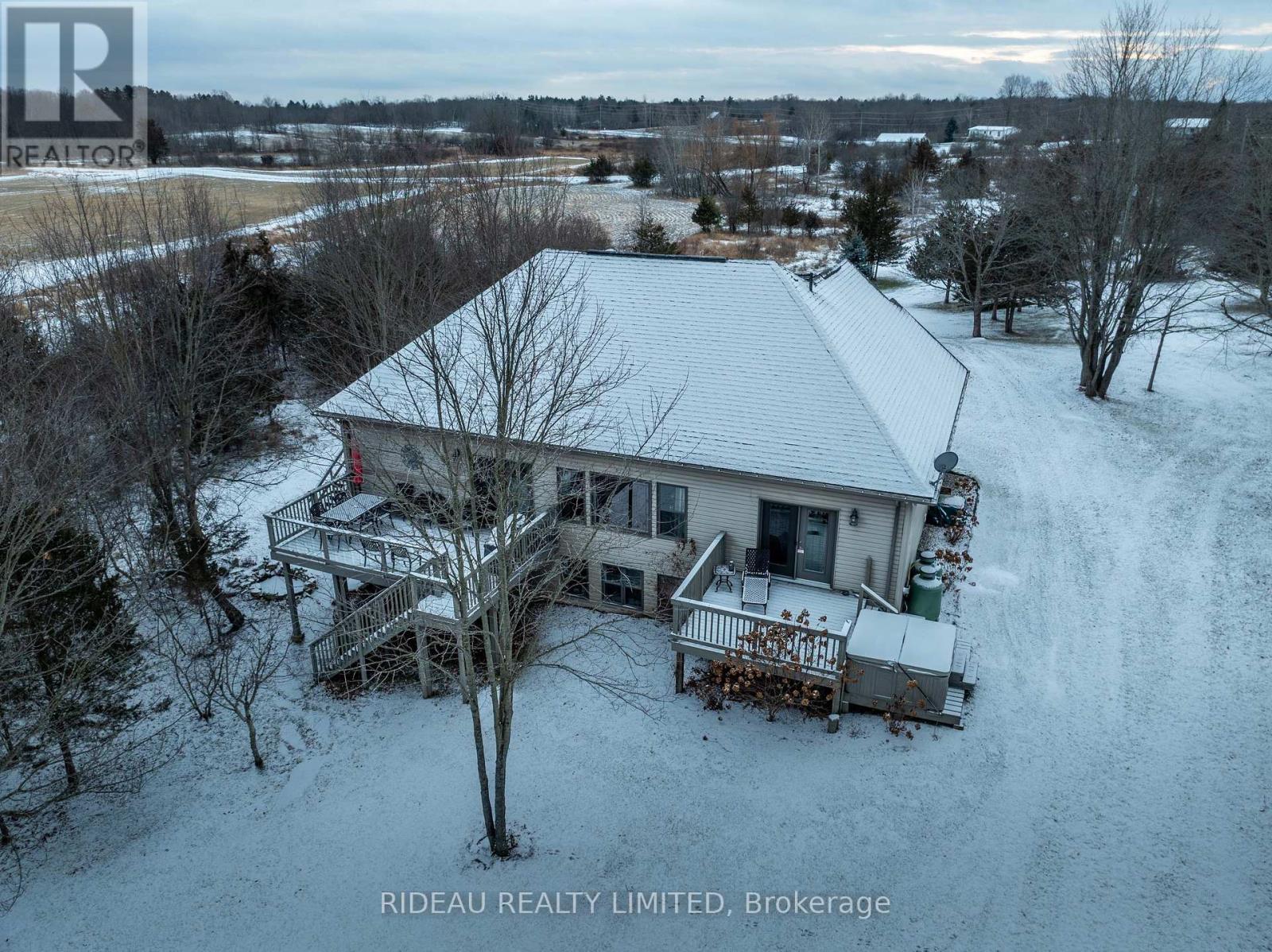 25 Mcnamee Lane, Rideau Lakes, Ontario  K0G 1V0 - Photo 7 - X12655878