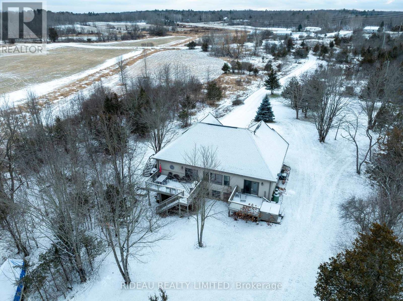 25 Mcnamee Lane, Rideau Lakes, Ontario  K0G 1V0 - Photo 8 - X12655878