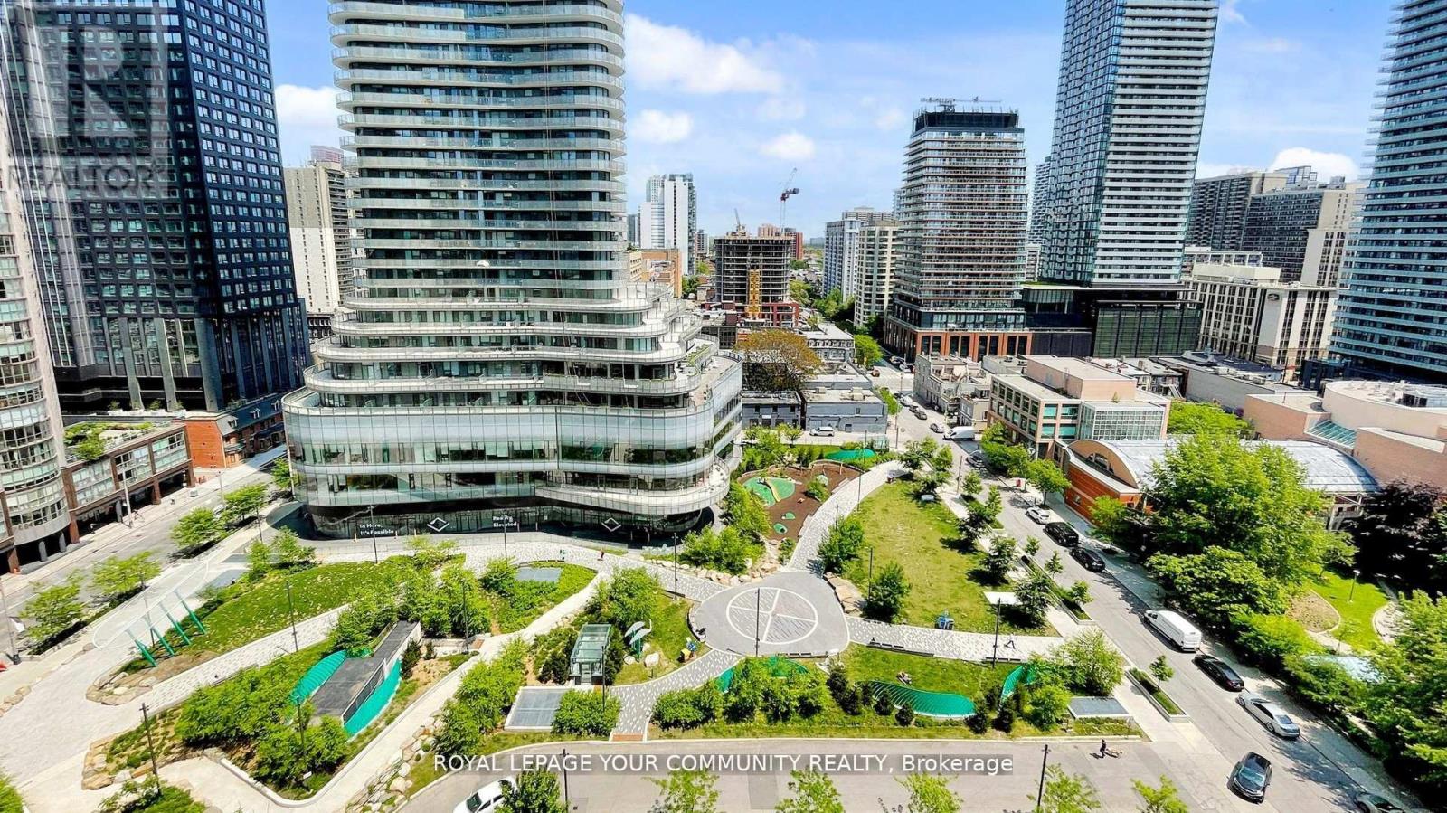 1609 - 909 BAY STREET, Toronto, Ontario