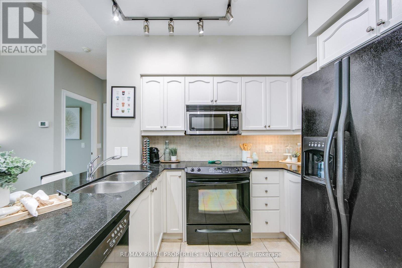 904 - 319 Merton Street, Toronto, Ontario  M4S 1A5 - Photo 7 - C12655934