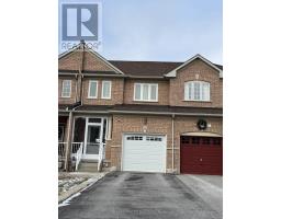 14 BARR CRESCENT, Aurora, Ontario