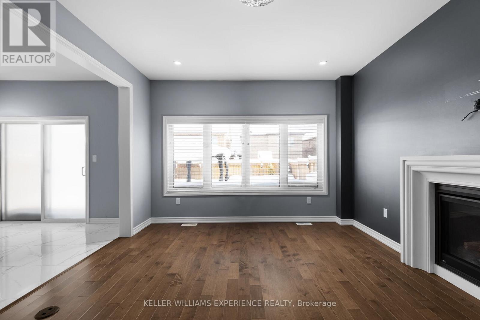 1464 Farrow Crescent, Innisfil, Ontario  L9S 0L6 - Photo 7 - N12655898