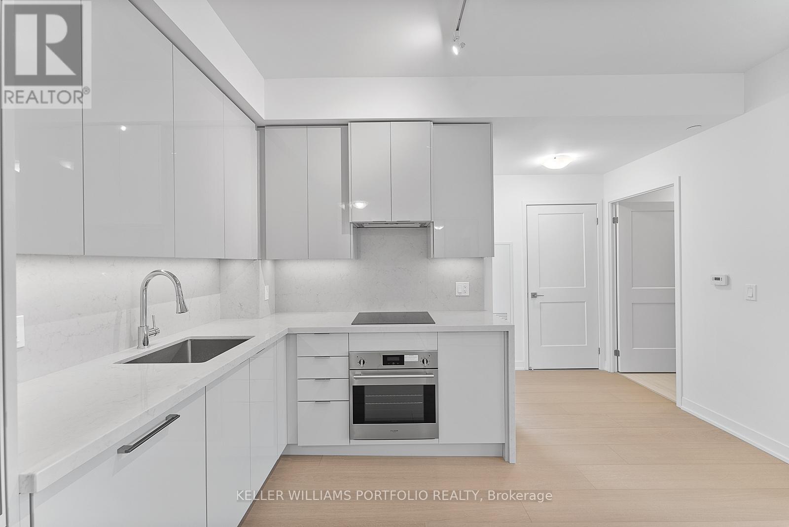 824 - 498 Caldari Road, Vaughan, Ontario L4K 0R6 - Photo 4 - N12655908