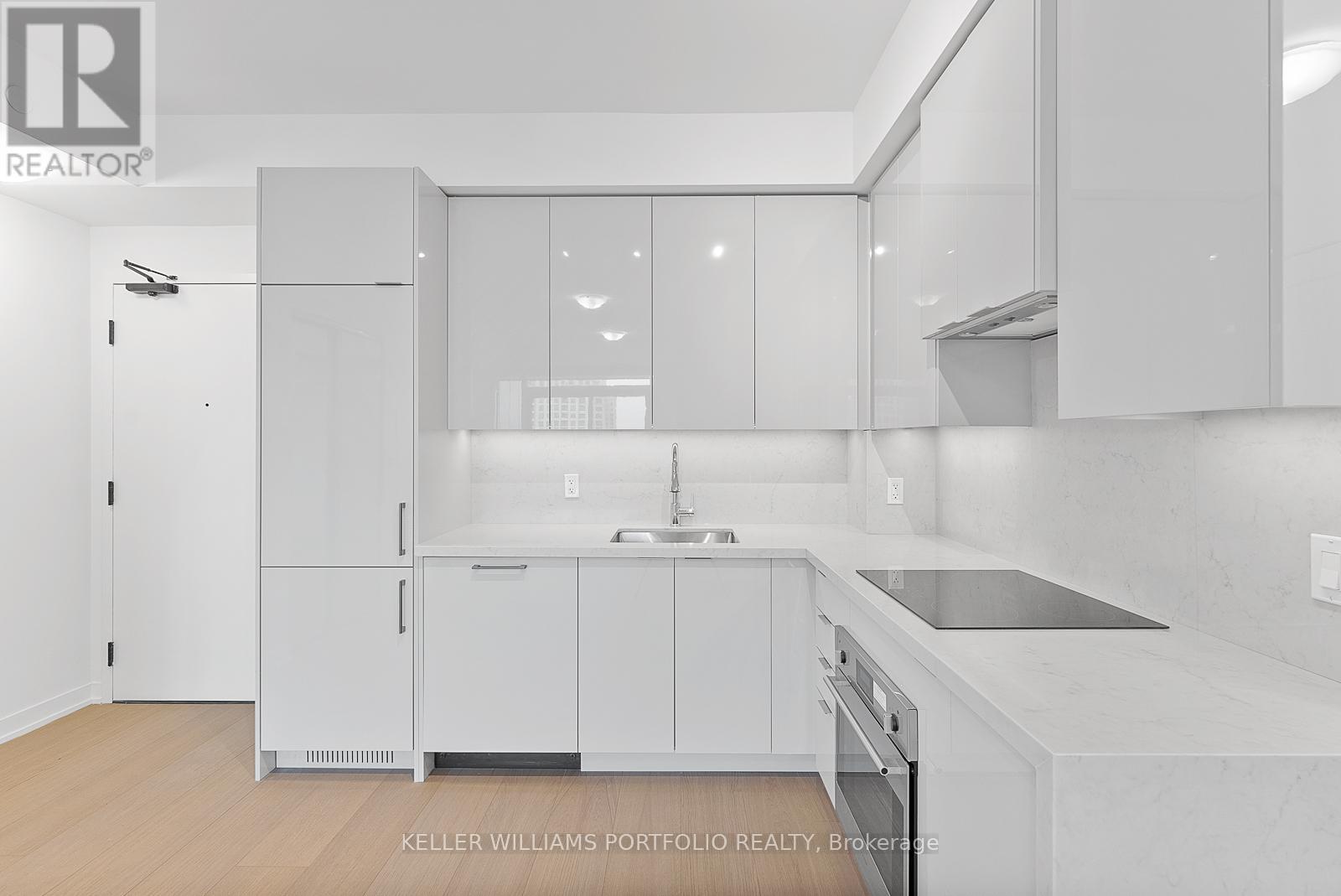 824 - 498 Caldari Road, Vaughan, Ontario L4K 0R6 - Photo 5 - N12655908