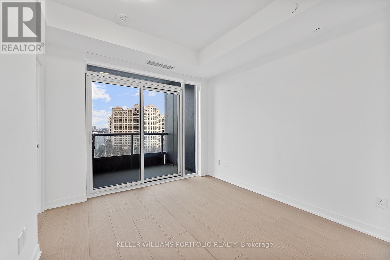 824 - 498 Caldari Road, Vaughan, Ontario L4K 0R6 - Photo 8 - N12655908