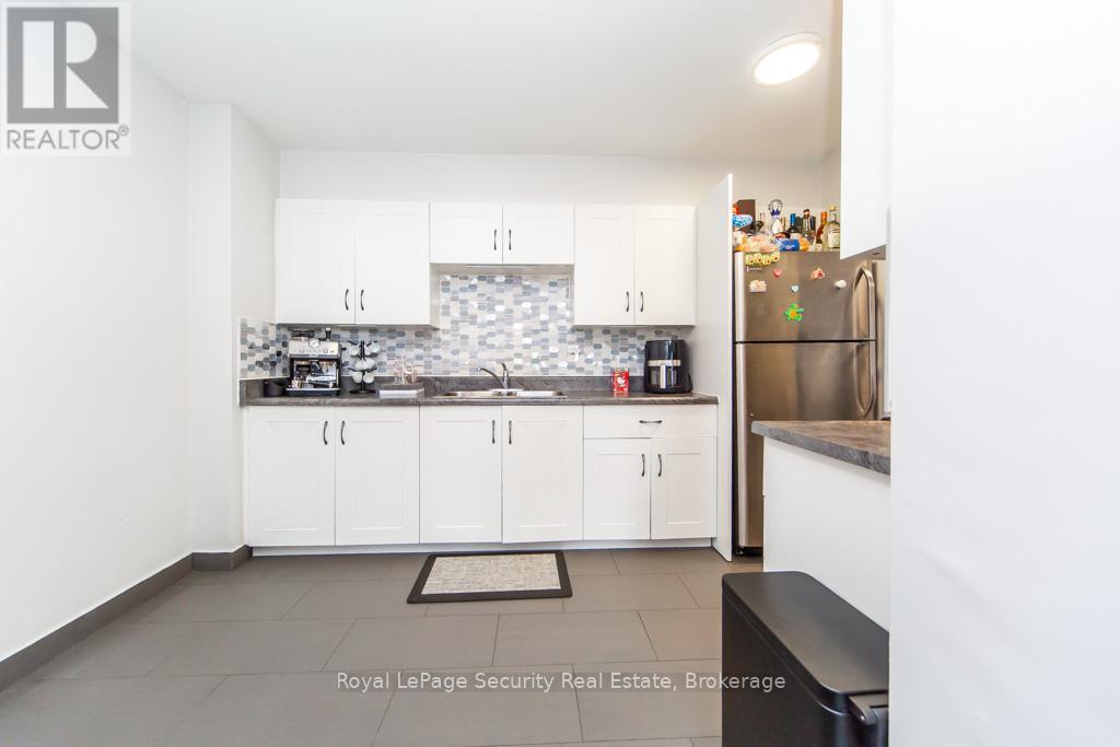 2106 - 85 Emmett Avenue, Toronto, Ontario M6M 5A2 - Photo 15 - W12655616