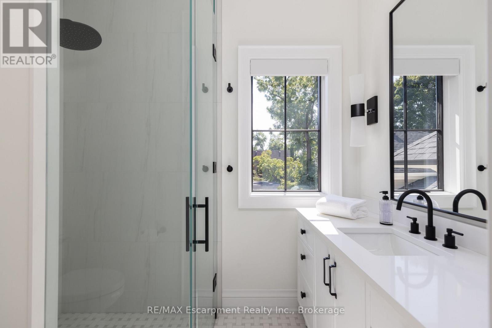 46 Second Street, Oakville, Ontario  L6J 3T2 - Photo 31 - W12405463