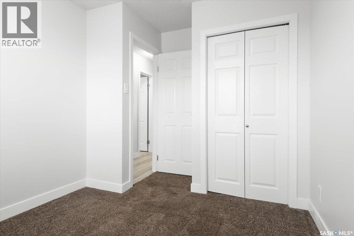 3806 Castle Road, Regina, Saskatchewan  S4S 6M7 - Photo 17 - SK026012