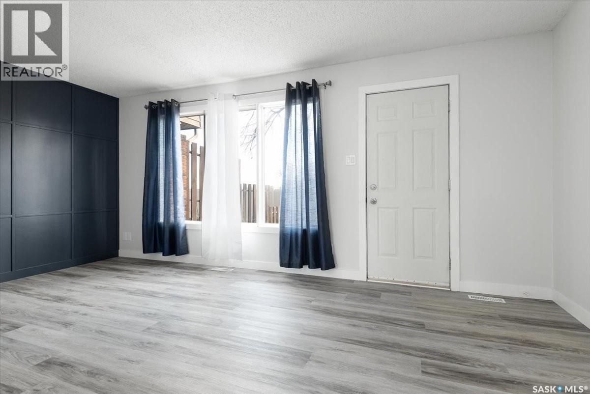 3806 Castle Road, Regina, Saskatchewan  S4S 6M7 - Photo 8 - SK026012