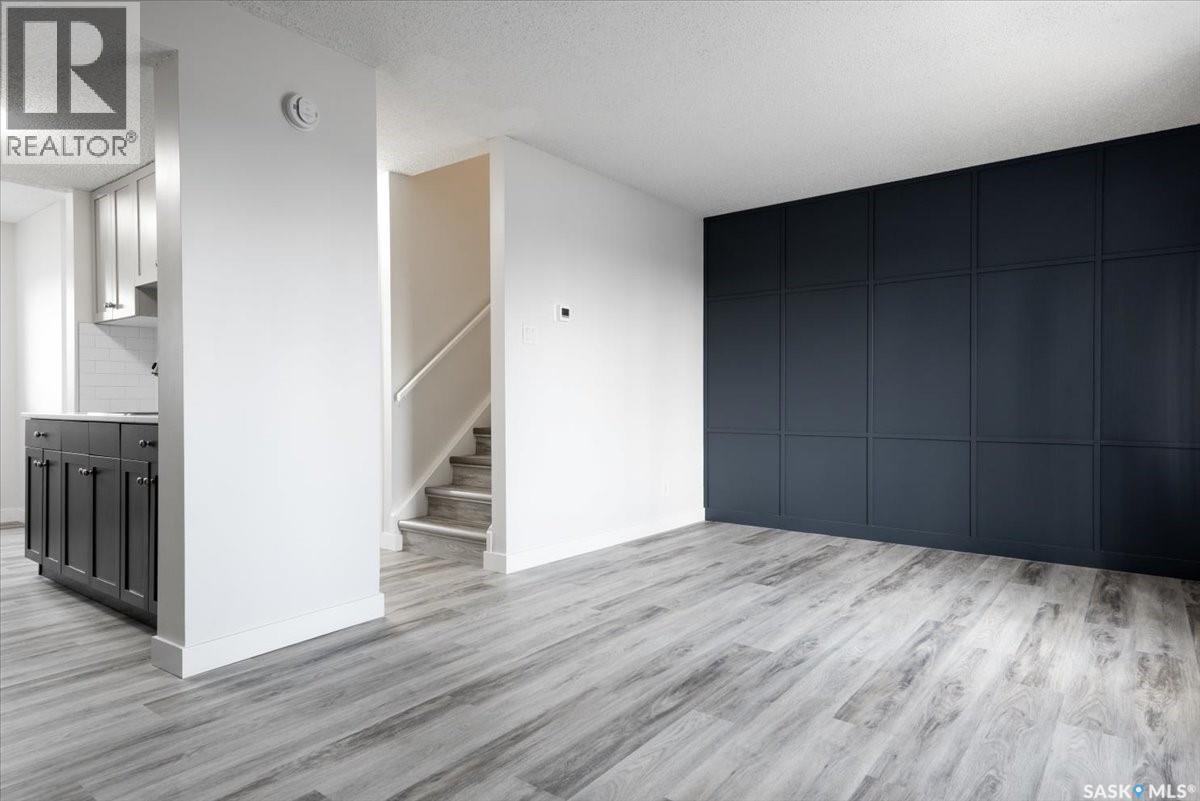 3806 Castle Road, Regina, Saskatchewan  S4S 6M7 - Photo 9 - SK026012