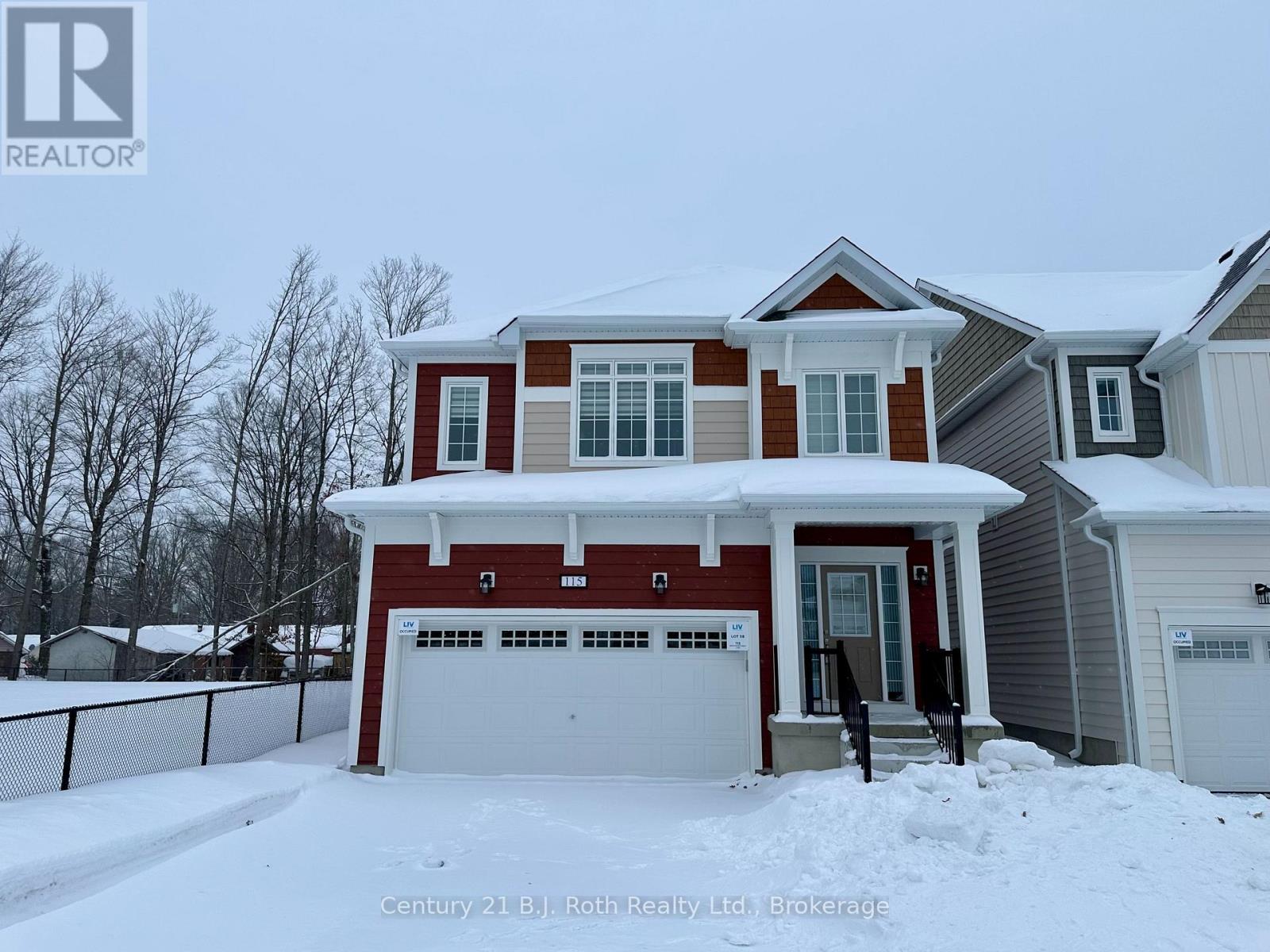 115 Beechwood Forest Lane, Gravenhurst, Ontario  P1P 0H8 - Photo 2 - X12656016