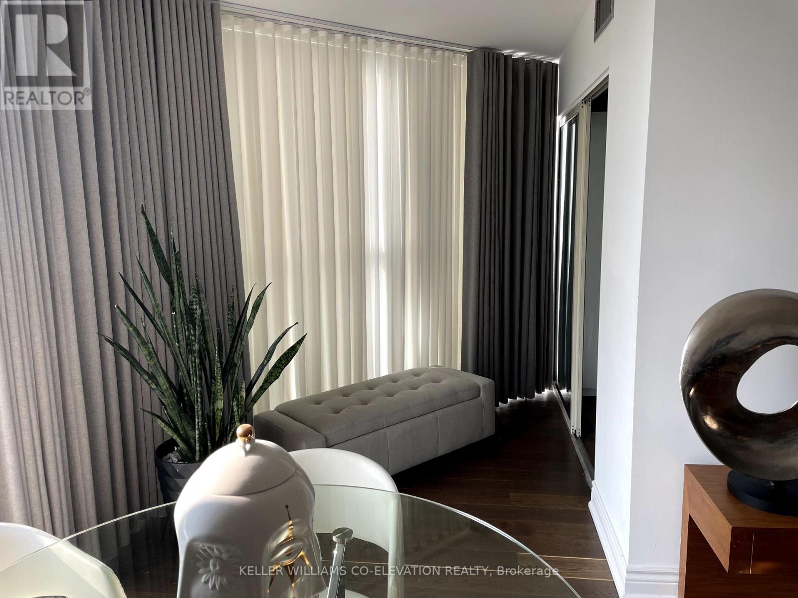 707 - 2091 Hurontario Street, Mississauga, Ontario  L5A 4E6 - Photo 11 - W12428663