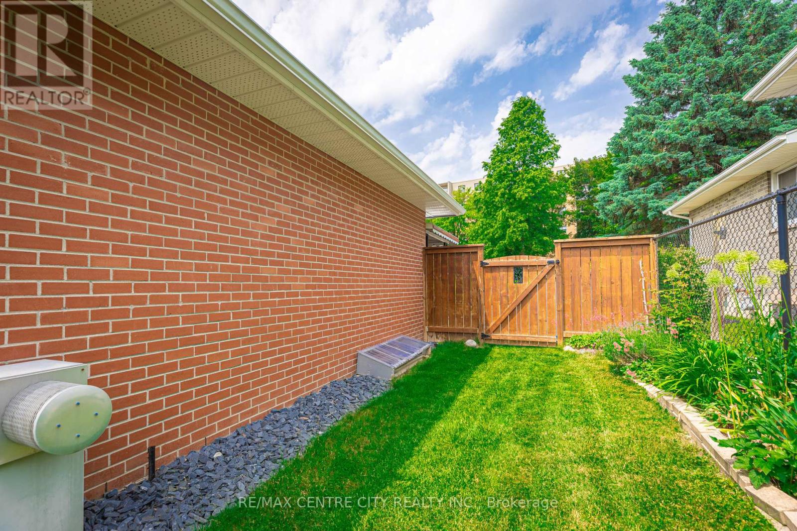 482 Castlegrove Boulevard, London North, Ontario  N6G 1K8 - Photo 24 - X12656056