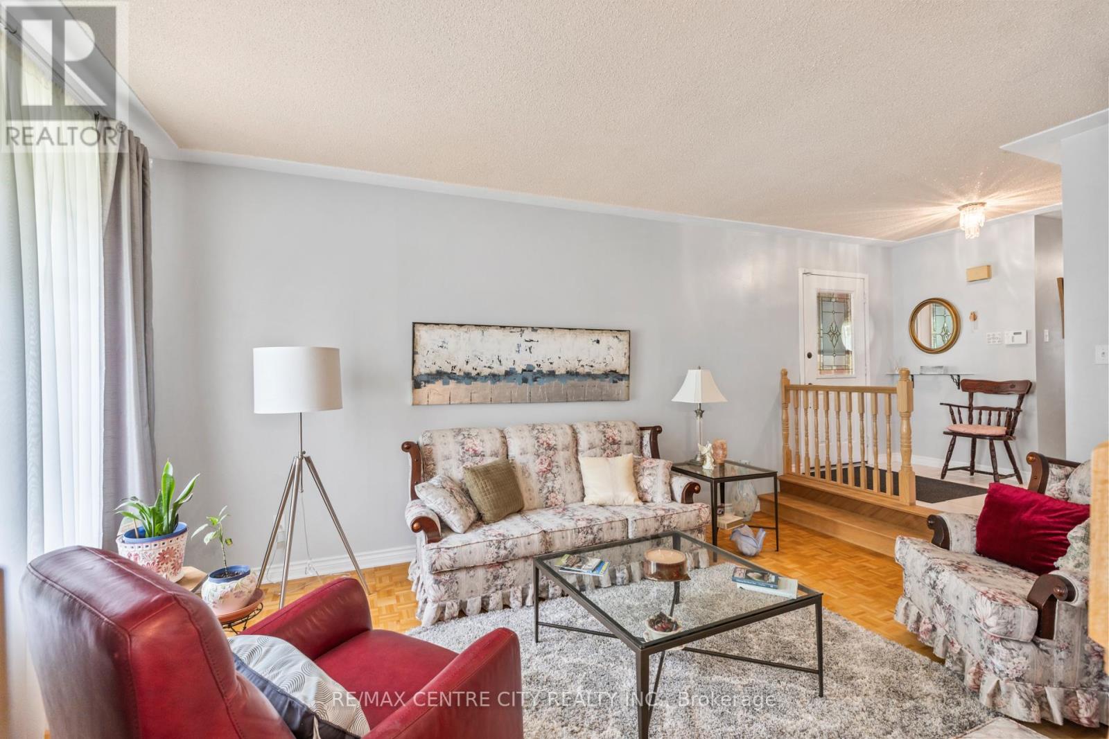 482 Castlegrove Boulevard, London North, Ontario  N6G 1K8 - Photo 7 - X12656056