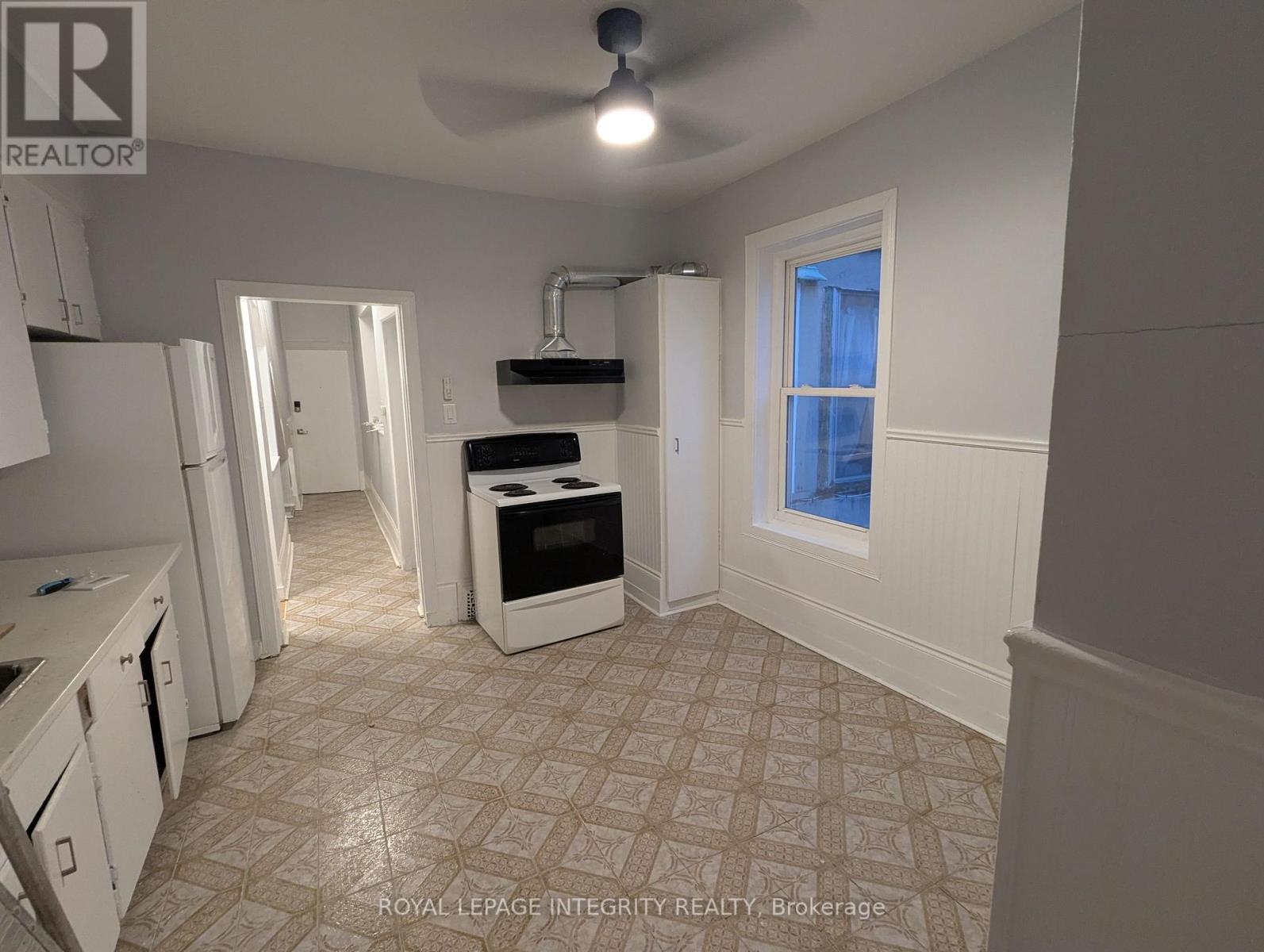 1 - 74 Preston Street, Ottawa, Ontario K1R 7N9 - Photo 2 - X12656018