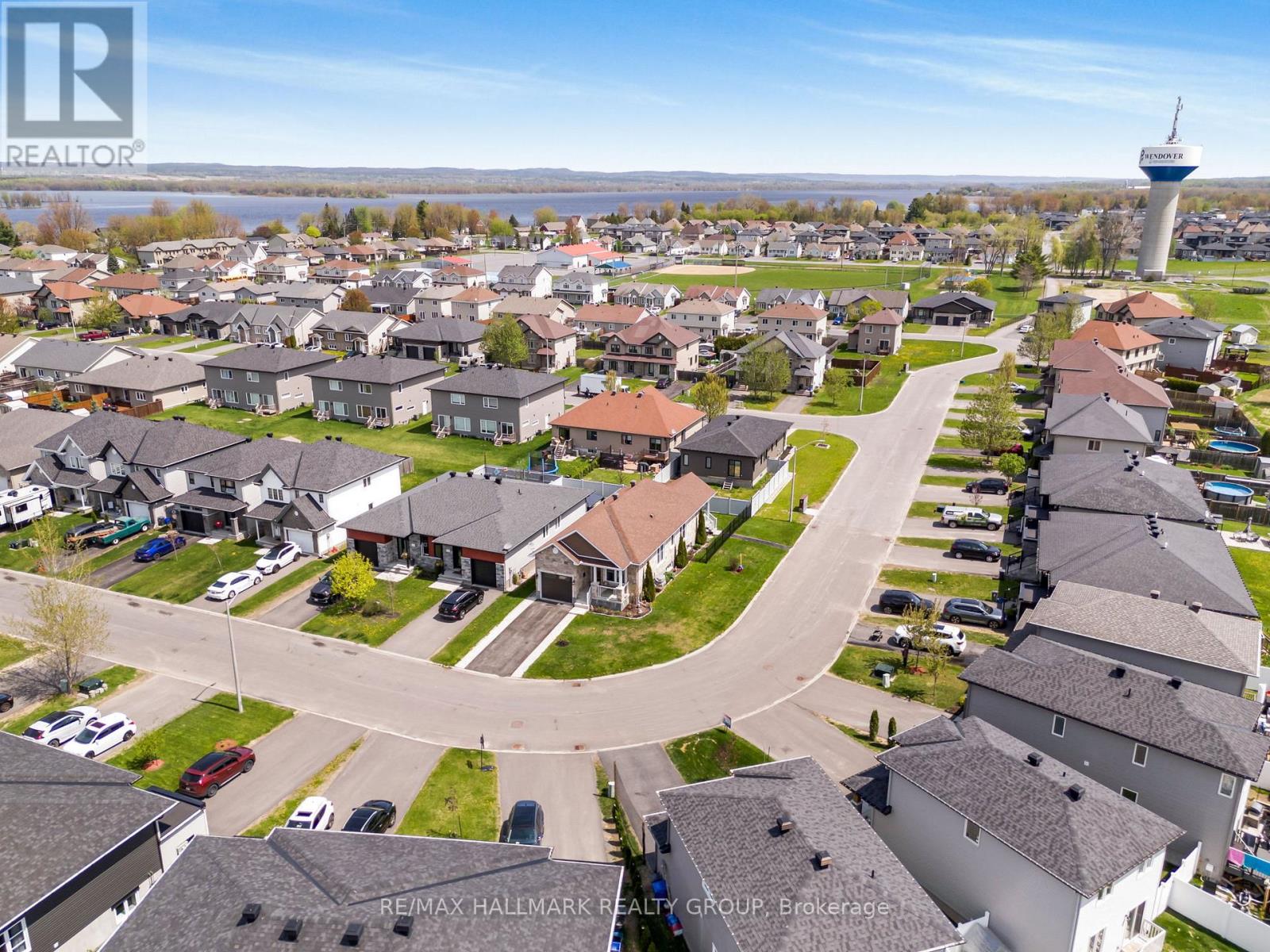 353 Trillium Circle, Alfred And Plantagenet, Ontario  K0A 3K0 - Photo 2 - X12656036