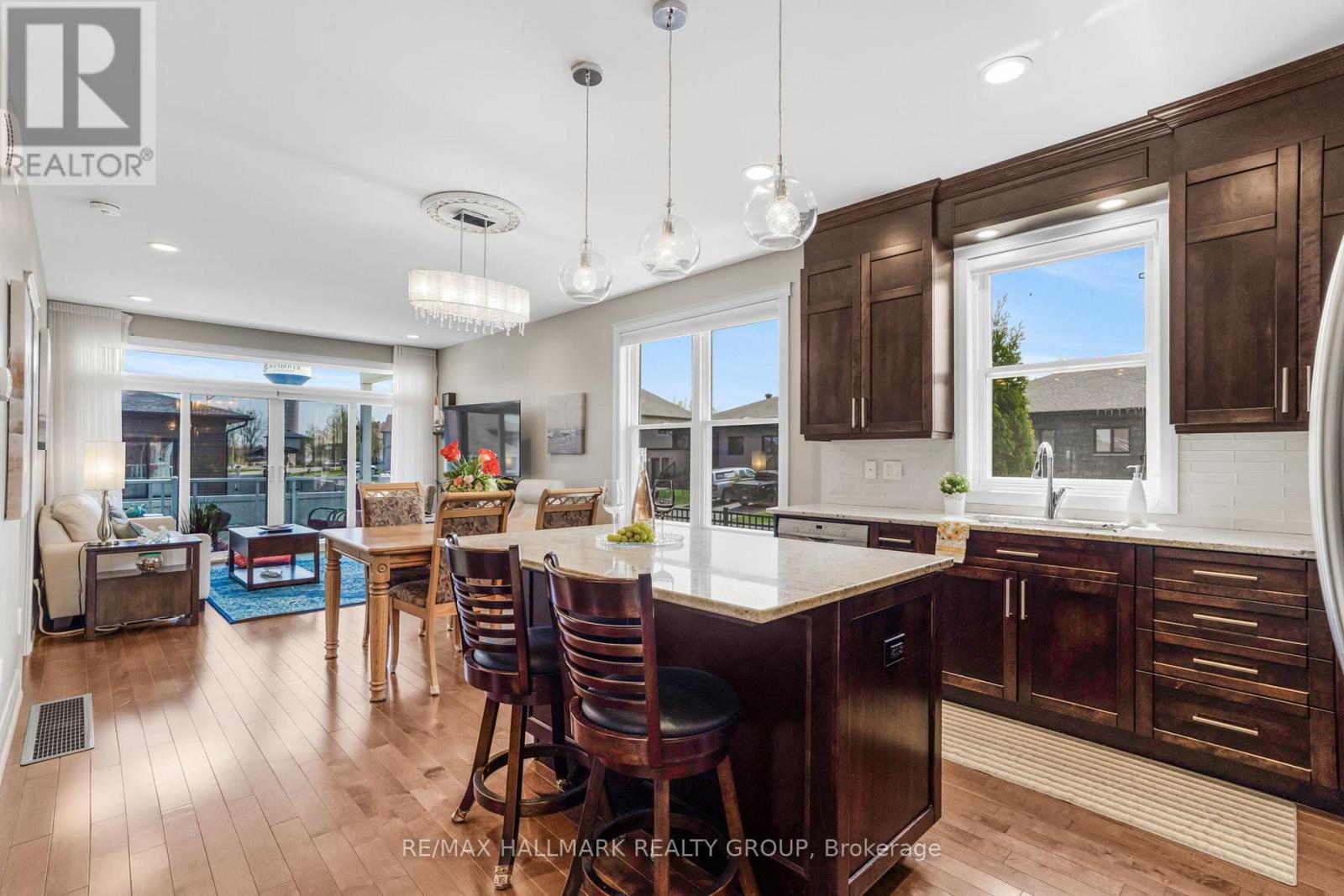 353 Trillium Circle, Alfred And Plantagenet, Ontario  K0A 3K0 - Photo 8 - X12656036