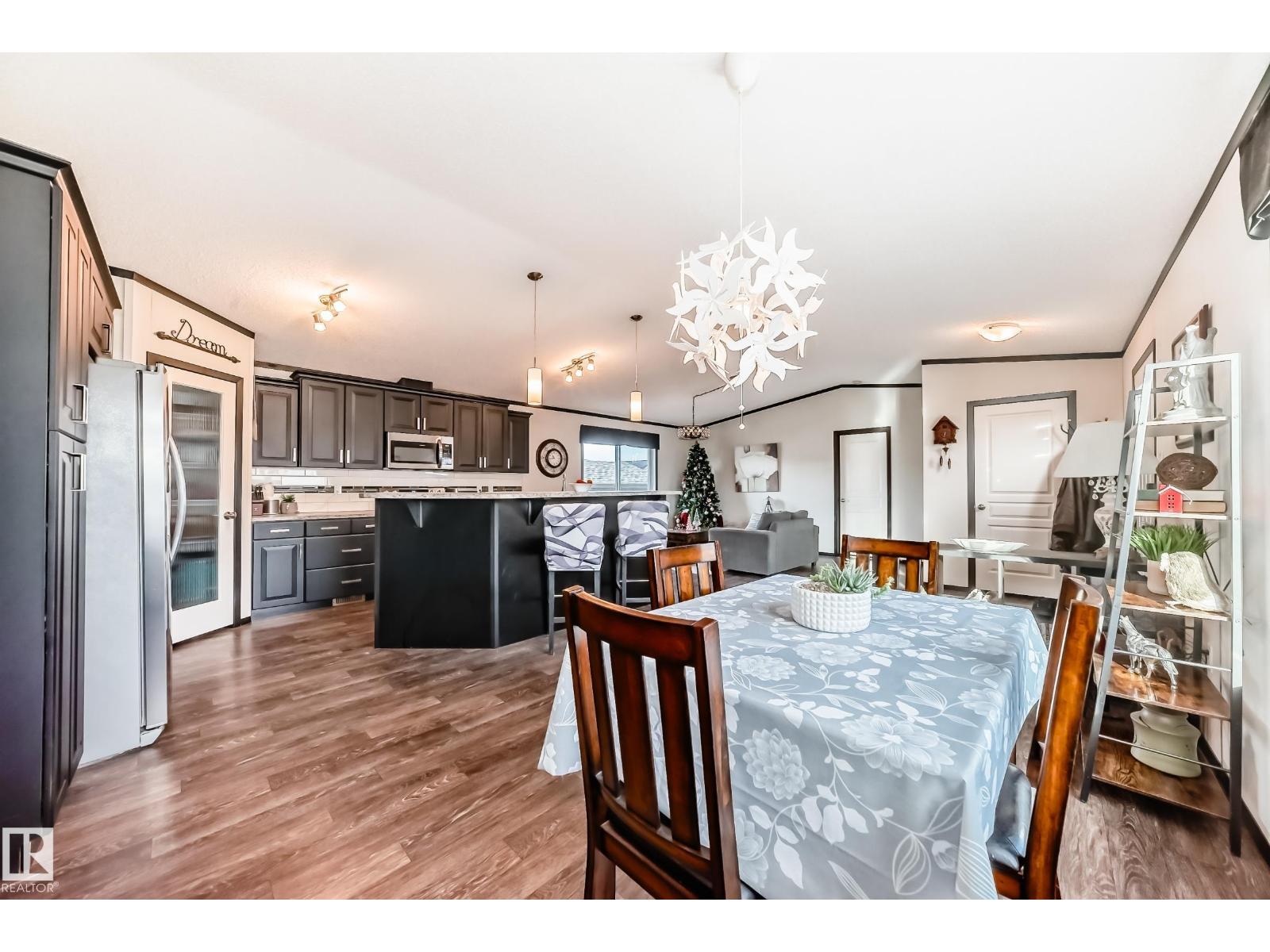 115 Hawthorn Dr, Morinville, Alberta  T8R 2P7 - Photo 15 - E4466228