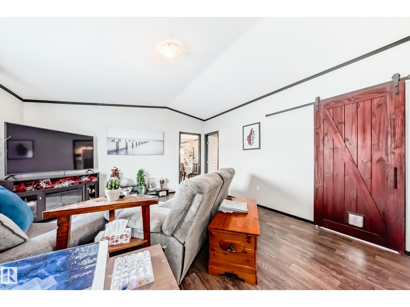 115 Hawthorn Dr, Morinville, Alberta  T8R 2P7 - Photo 23 - E4466228