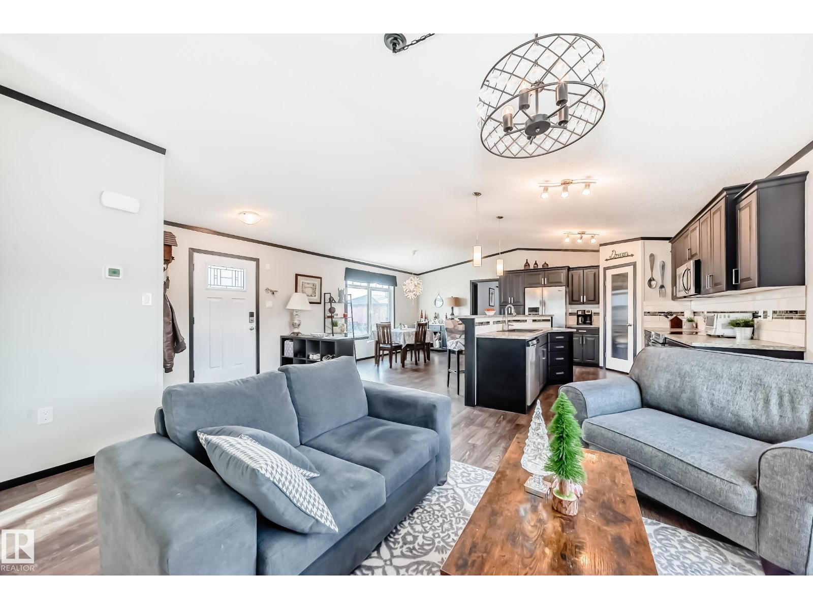 115 Hawthorn Dr, Morinville, Alberta  T8R 2P7 - Photo 18 - E4466228