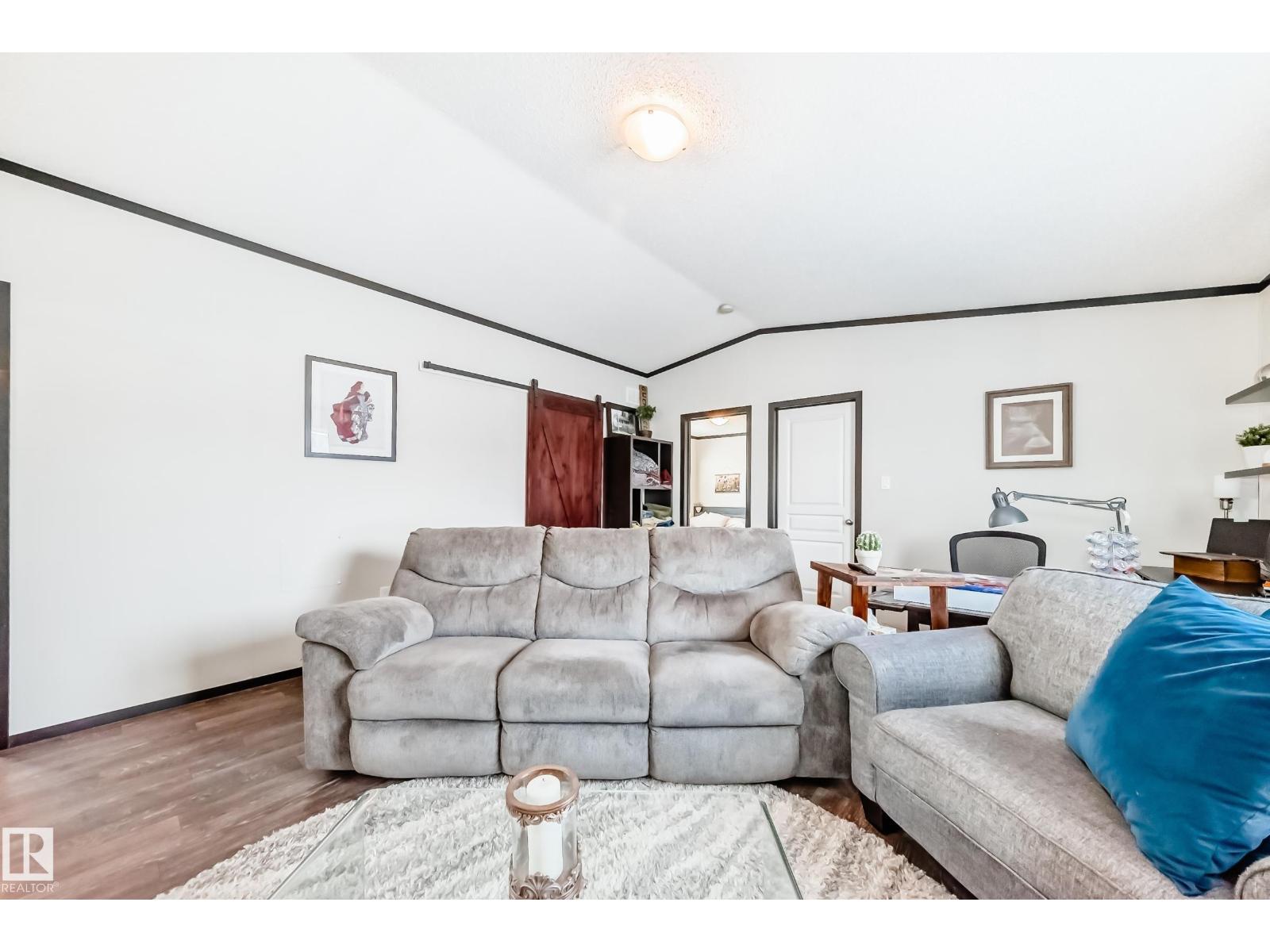 115 Hawthorn Dr, Morinville, Alberta  T8R 2P7 - Photo 24 - E4466228