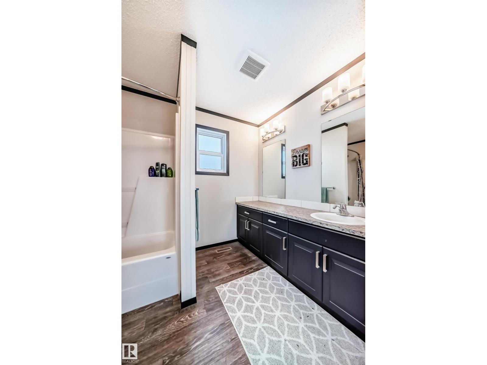 115 Hawthorn Dr, Morinville, Alberta  T8R 2P7 - Photo 30 - E4466228