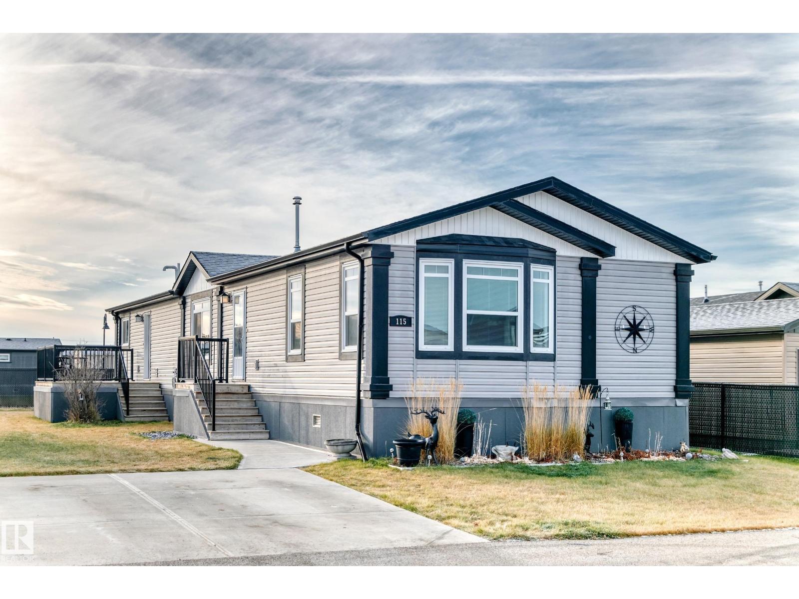 115 Hawthorn Dr, Morinville, Alberta  T8R 2P7 - Photo 43 - E4466228